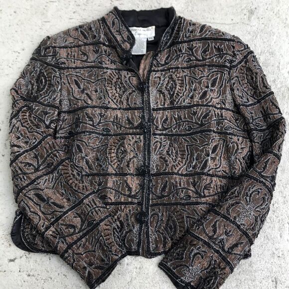 Adrianna Papell Evening  - Picture 5 of 6